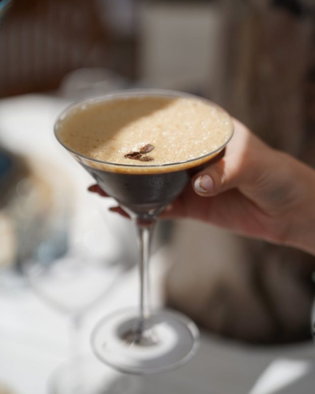 Golden hour calls for the perfect blend ☕️🍸

Sip on our signature Espresso Martini as the sun dips behind the cliffs, bold, smooth & irresistibly chic. This is your Riviera ritual ☀️

⏰ 7/7 from 10 am to 7 pm
☎ +33 4 93 78 21 56